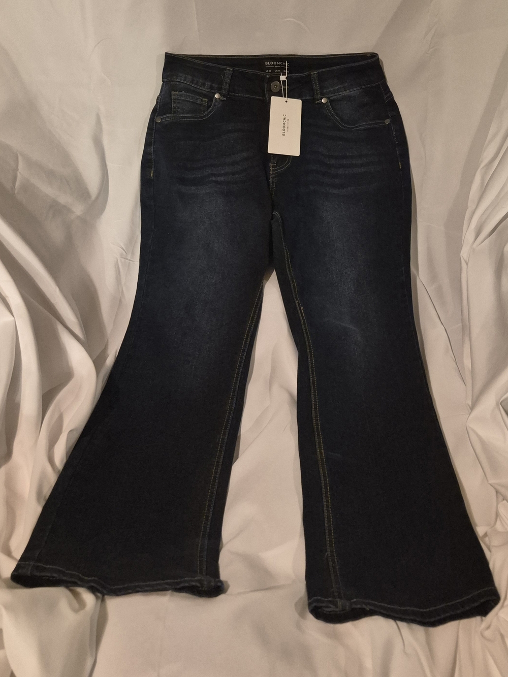 BloomChic Dark Wash Flare Jeans 10 NWT Boho Chic Comfort Stretch Wide Leg